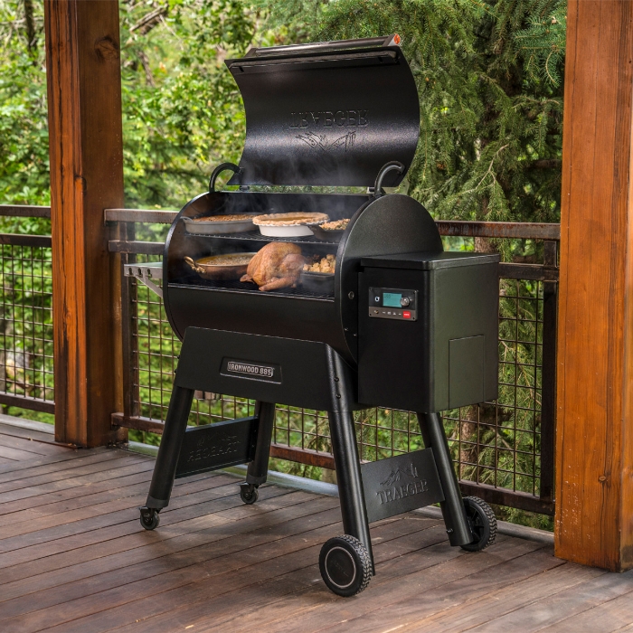 Traeger Ironwood 885