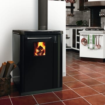 Thermorossi Bosky 30 EV05 Wood Burning Boiler Cooker, Black