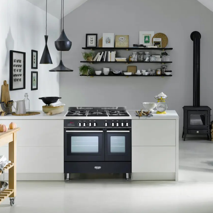 DeLonghi Cookers & Ovens